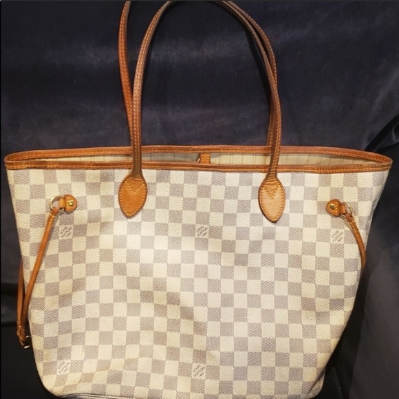 SOLD - Picture 2 of 5